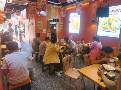 [餐飲加盟連鎖]餐飲店的經(jīng)營者如何充分的調動員工的積極性