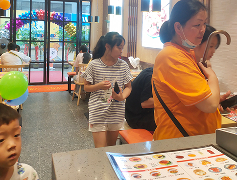 開一家餐飲店，如何做好店鋪的宣傳工作？